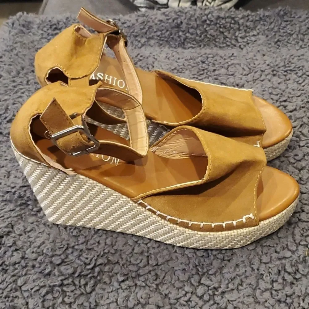 Womens Wedge Sandals